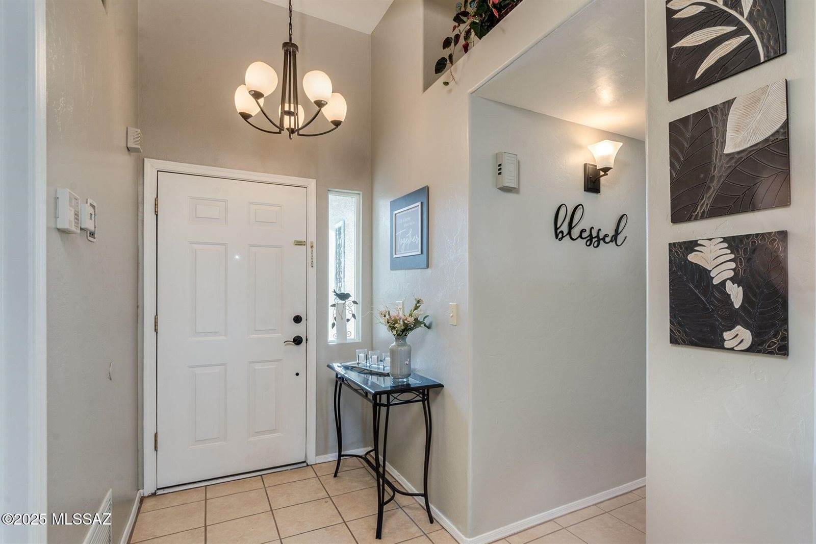 5525 South Gainsborough Road, Tucson, AZ 85746