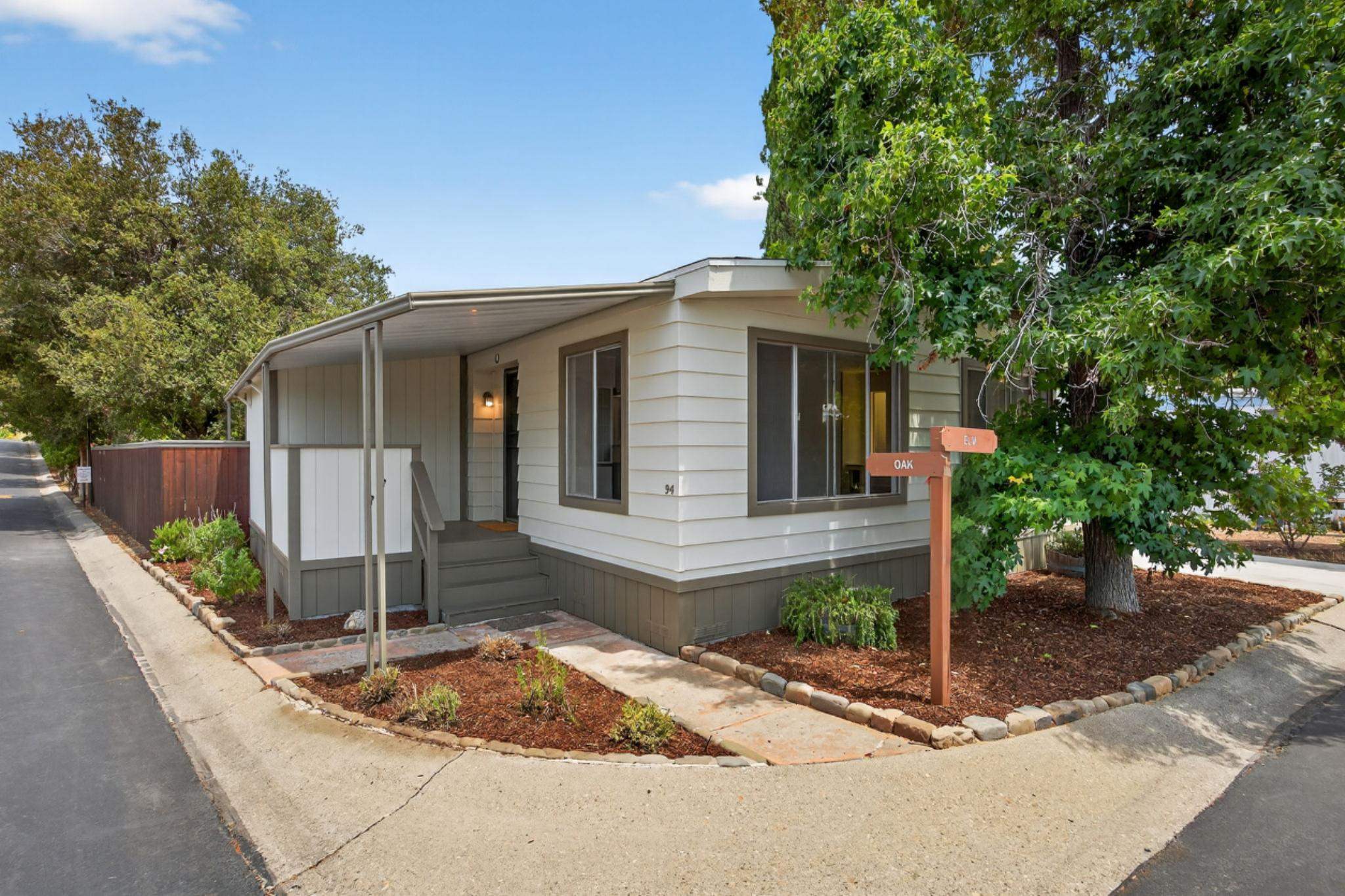 950 Woodland Ave., Ojai, CA 93023