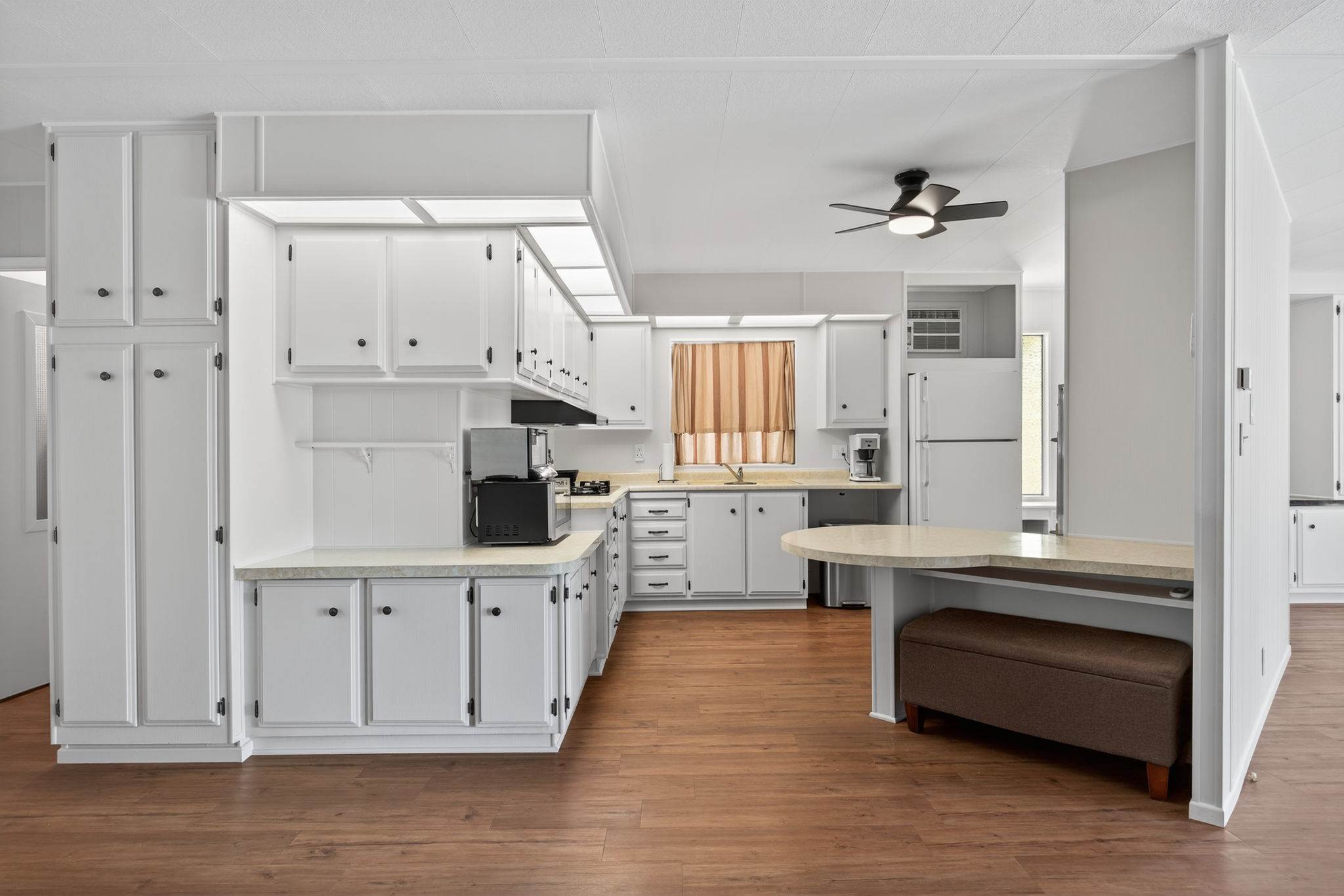 950 Woodland Ave., Ojai, CA 93023