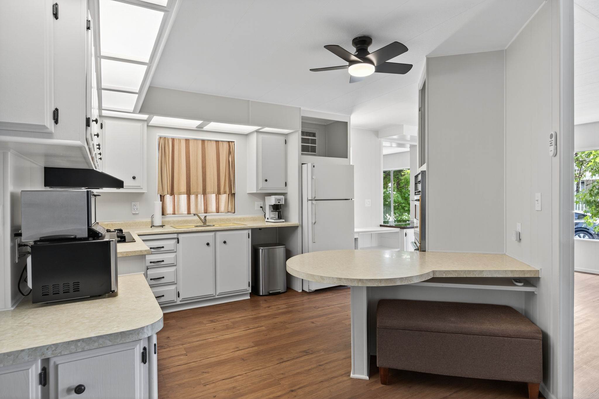 950 Woodland Ave., Ojai, CA 93023