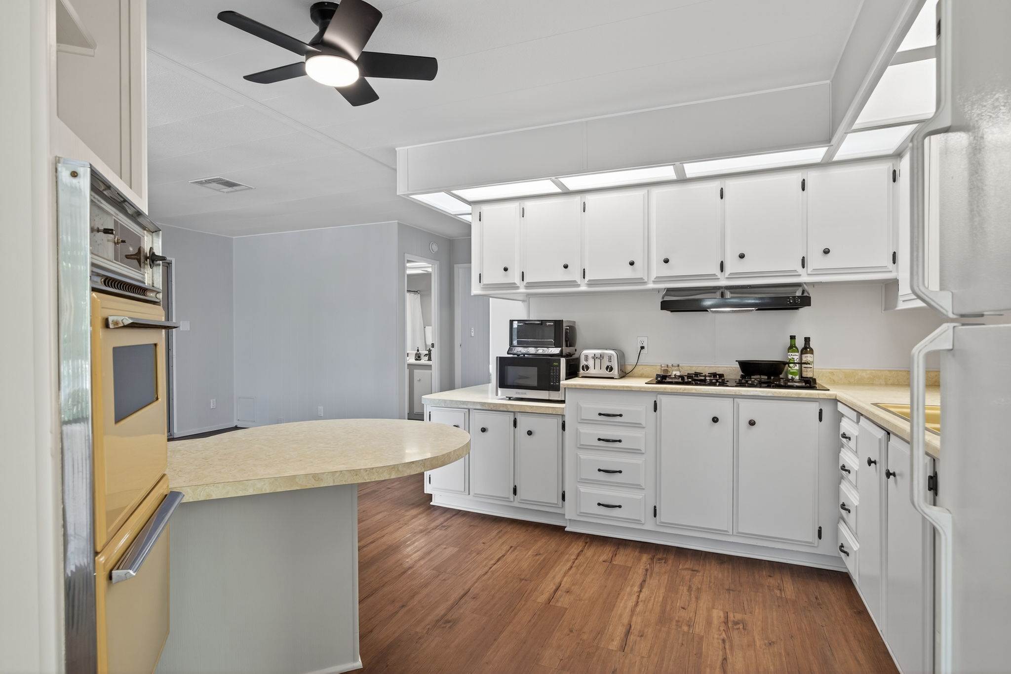 950 Woodland Ave., Ojai, CA 93023