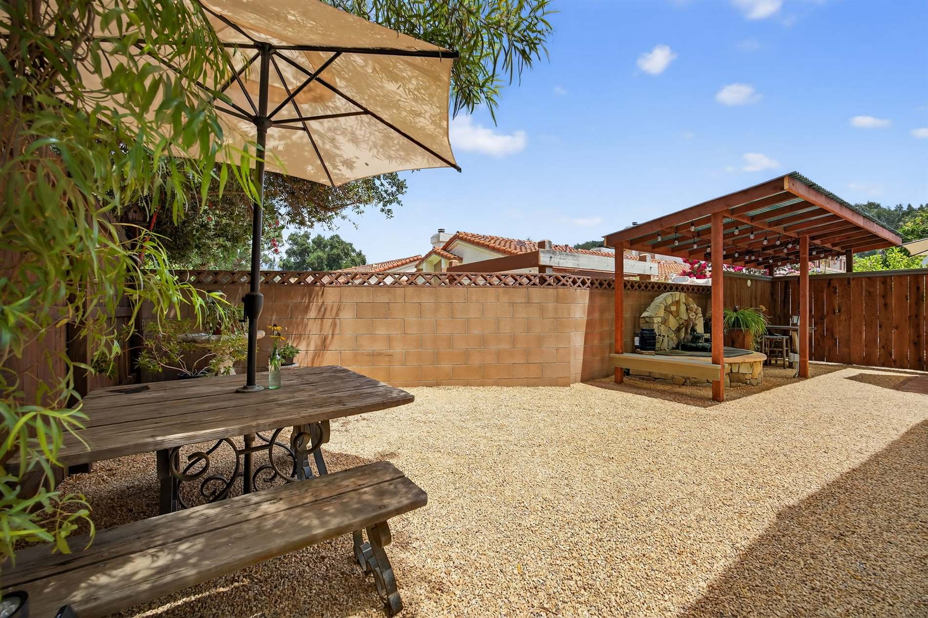 950 Woodland Ave., Ojai, CA 93023