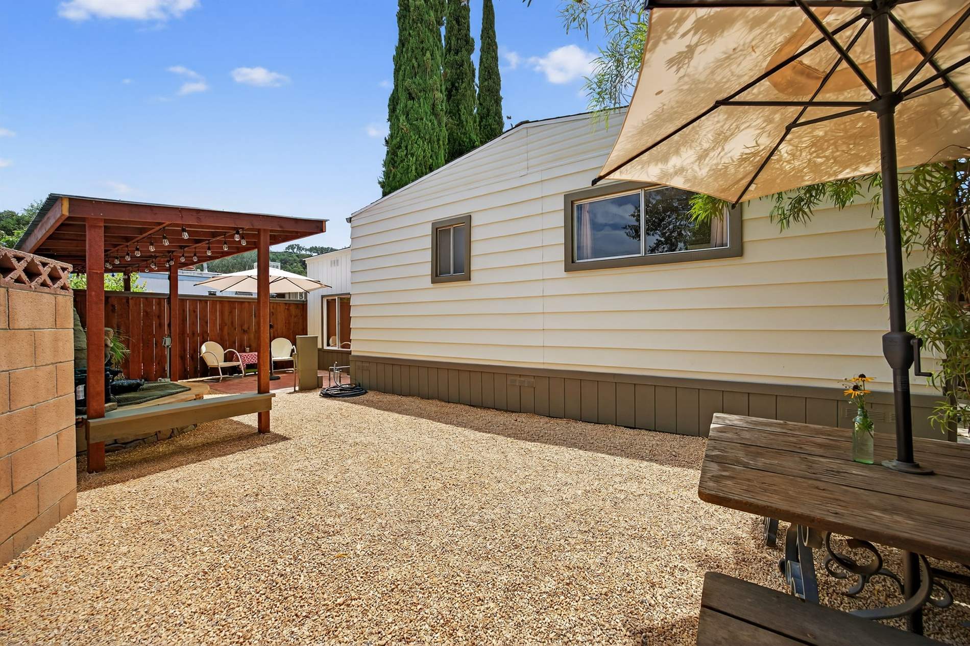 950 Woodland Ave., Ojai, CA 93023