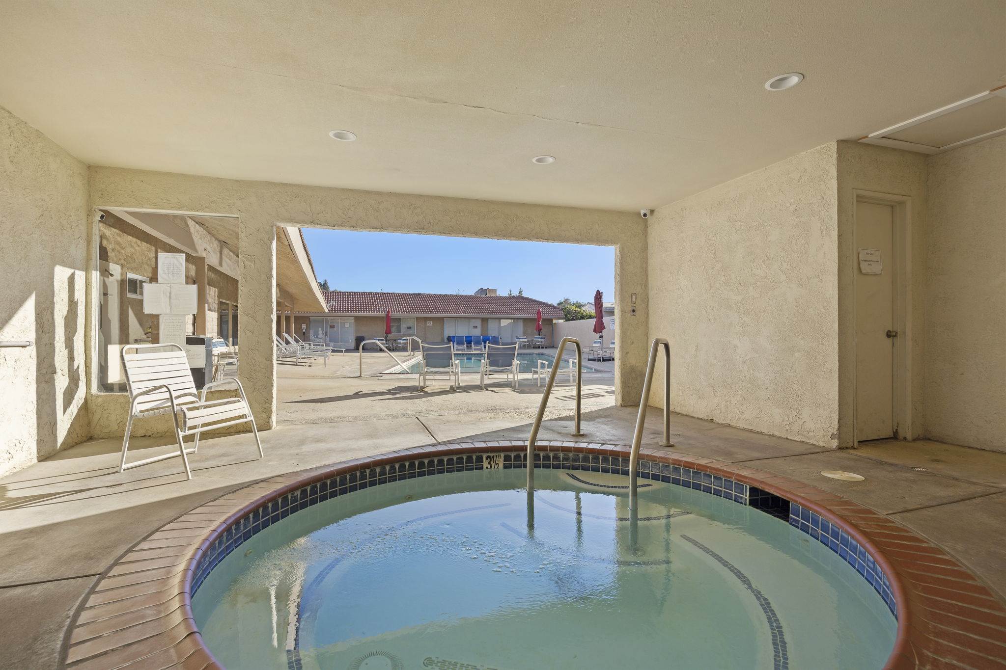 950 Woodland Ave., Ojai, CA 93023