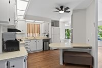 950 Woodland Ave., Ojai, CA 93023