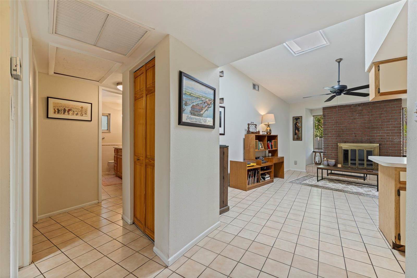 1942 Pinellas Point Drive South, Saint Petersburg, FL 33712