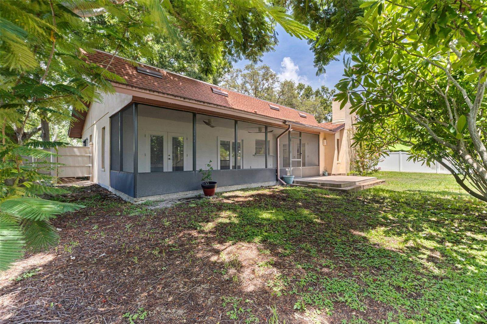 1942 Pinellas Point Drive South, Saint Petersburg, FL 33712