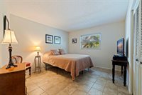 1942 Pinellas Point Drive South, Saint Petersburg, FL 33712