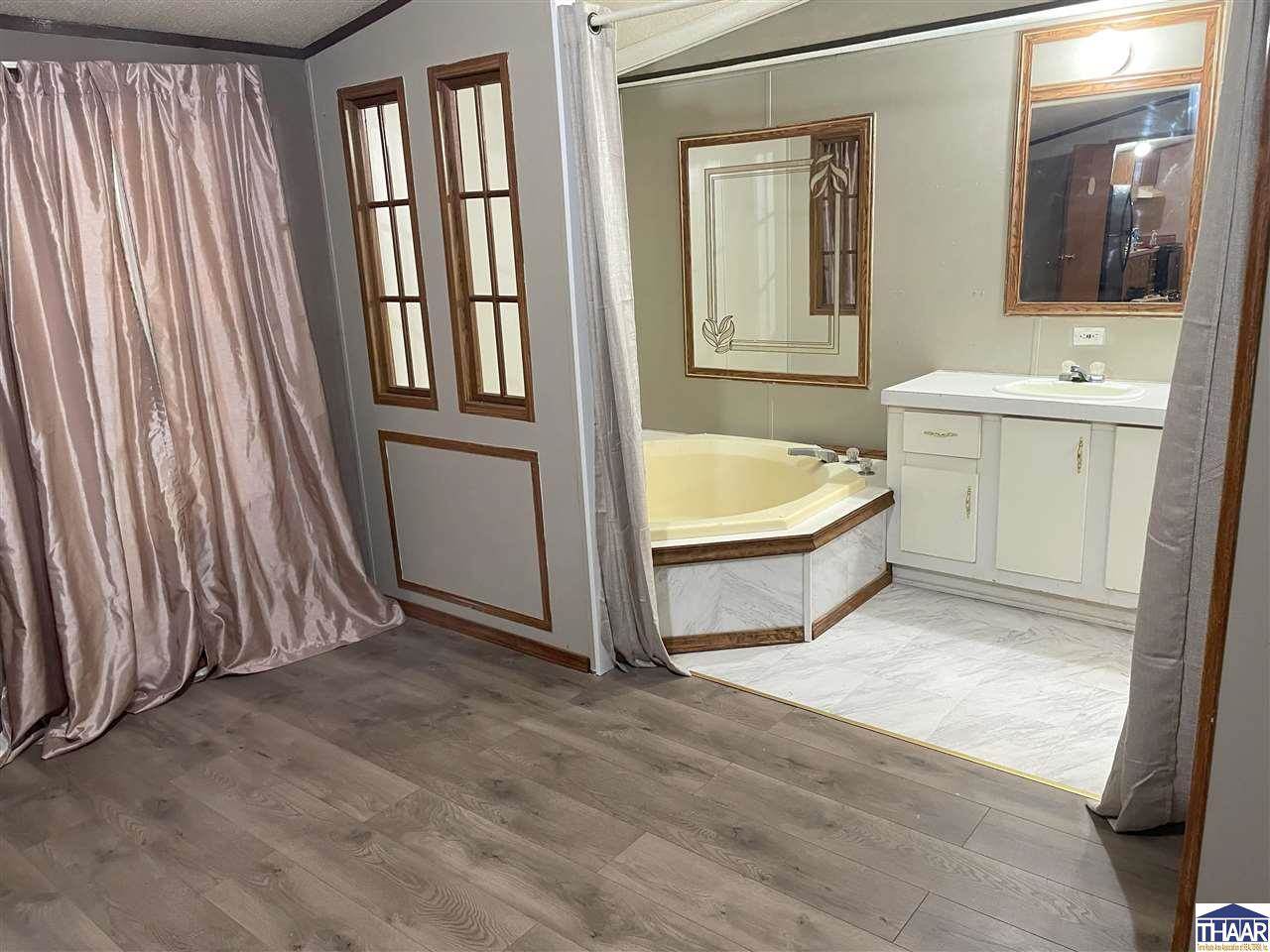 1384 South Jessie, Rockville, IN 47872