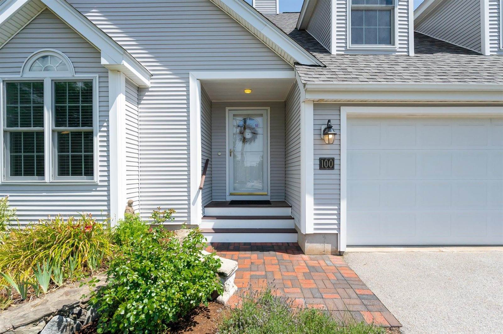 100 Hampton Meadows, Hampton, NH 03842