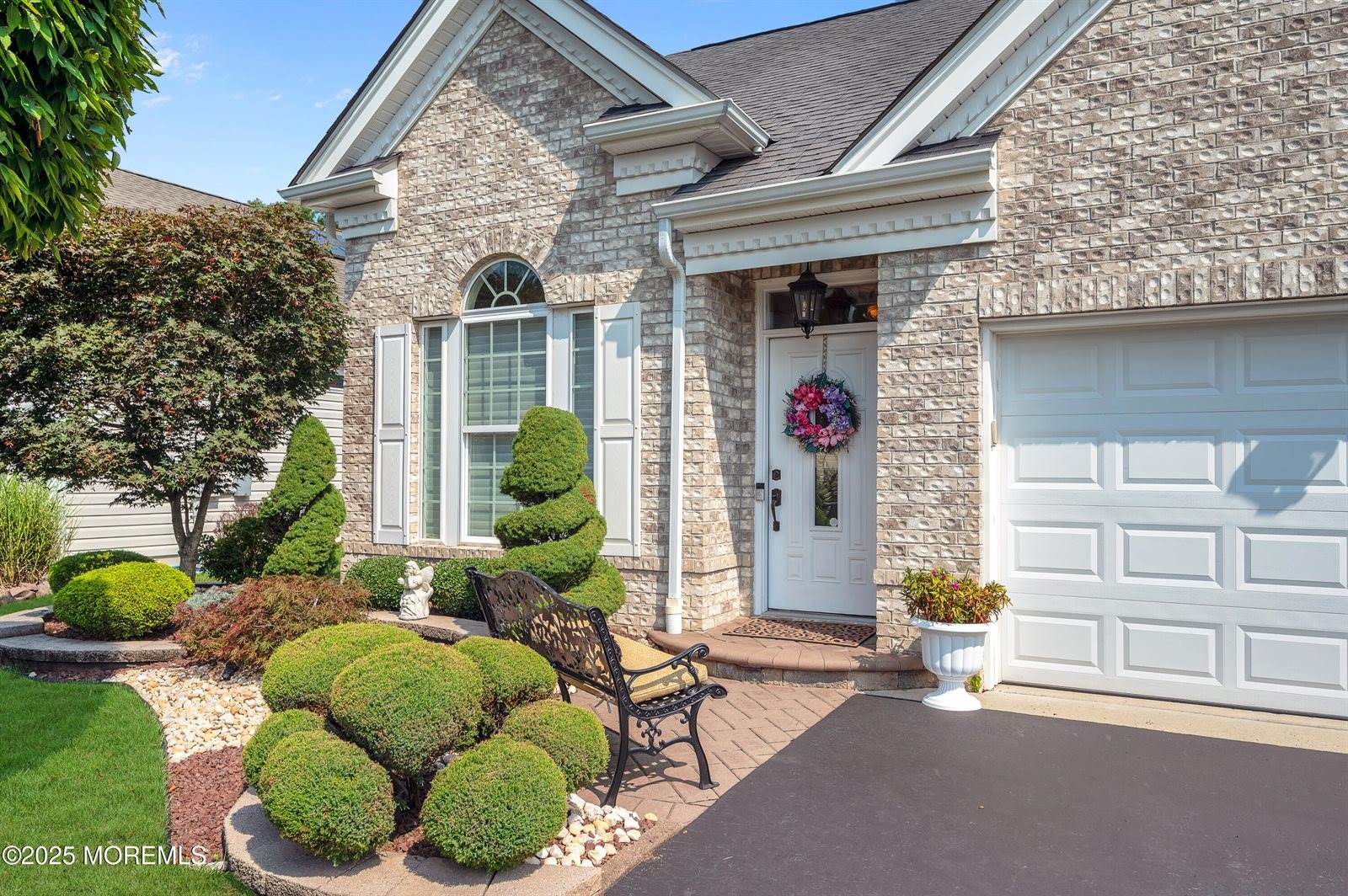 23 Lenox Road, Jackson, NJ 08527