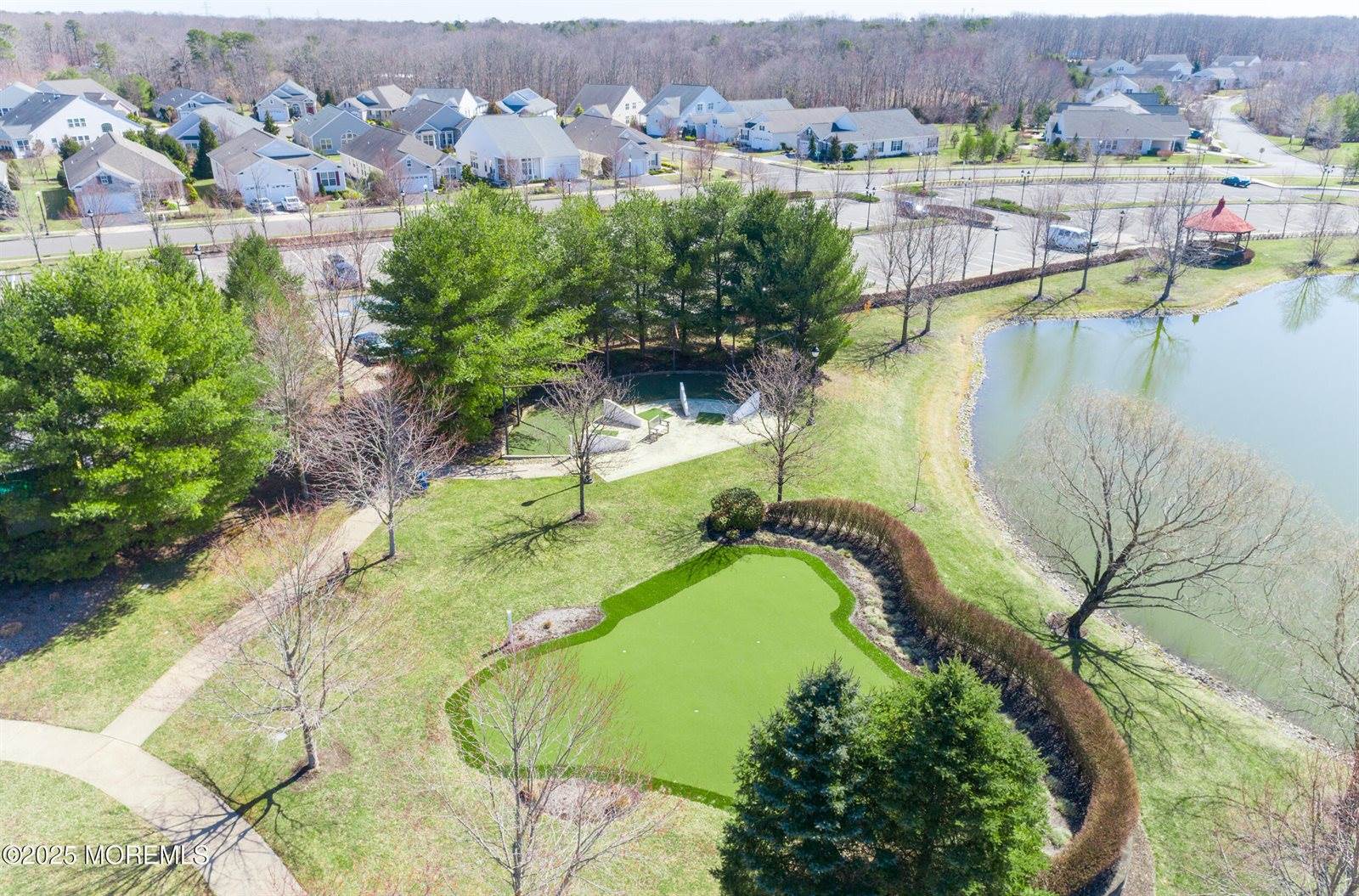 23 Lenox Road, Jackson, NJ 08527