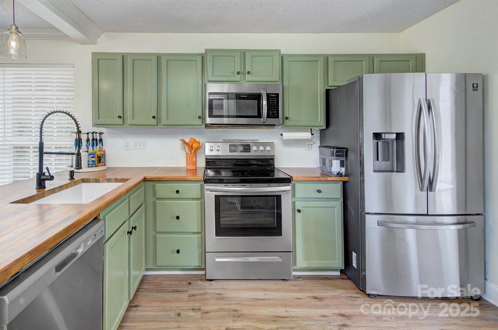 919 Treasure Place SW, Concord, NC 28025