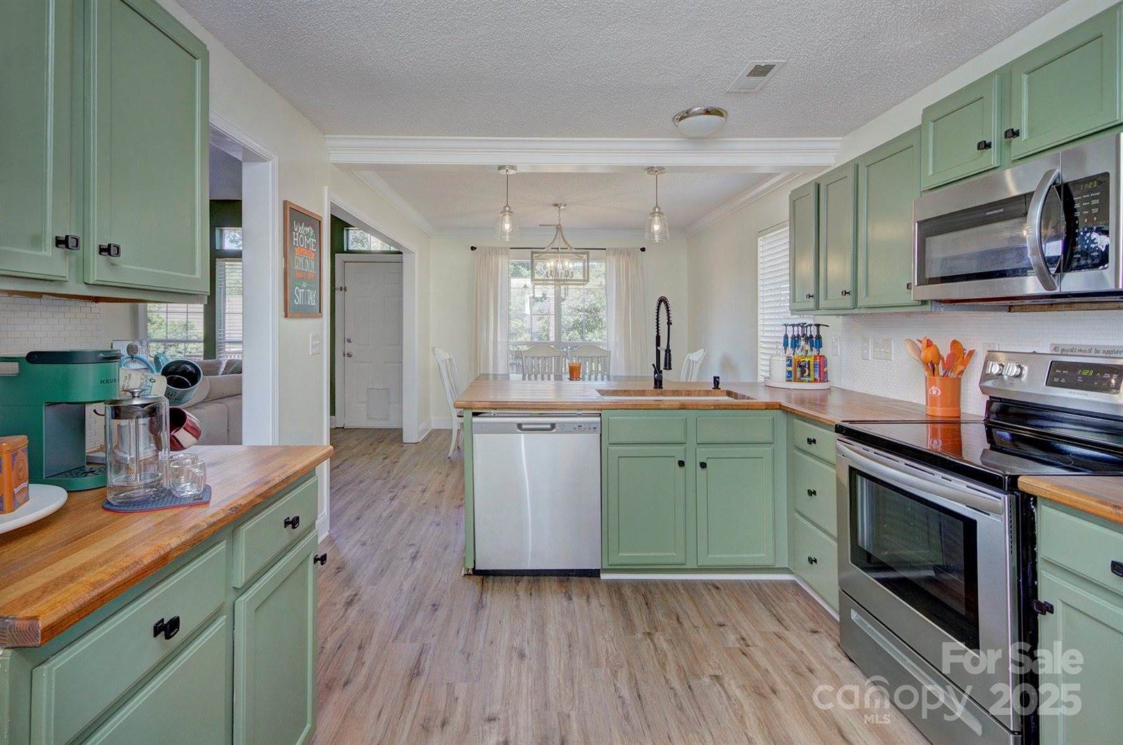 919 Treasure Place SW, Concord, NC 28025