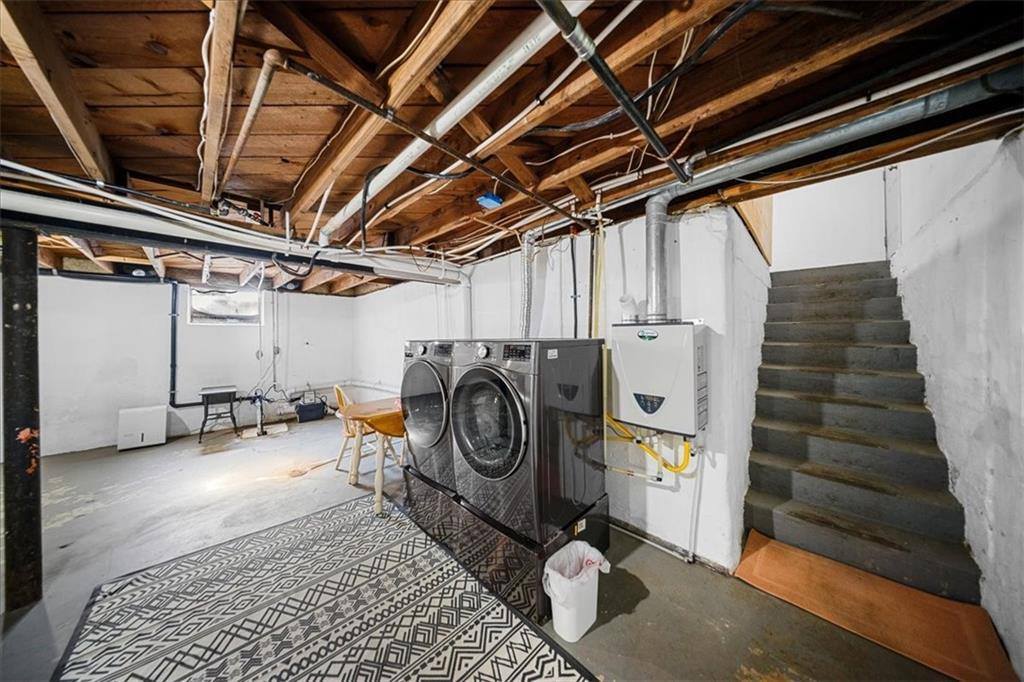 7007 Woodward Street, Overland Park, KS 66204