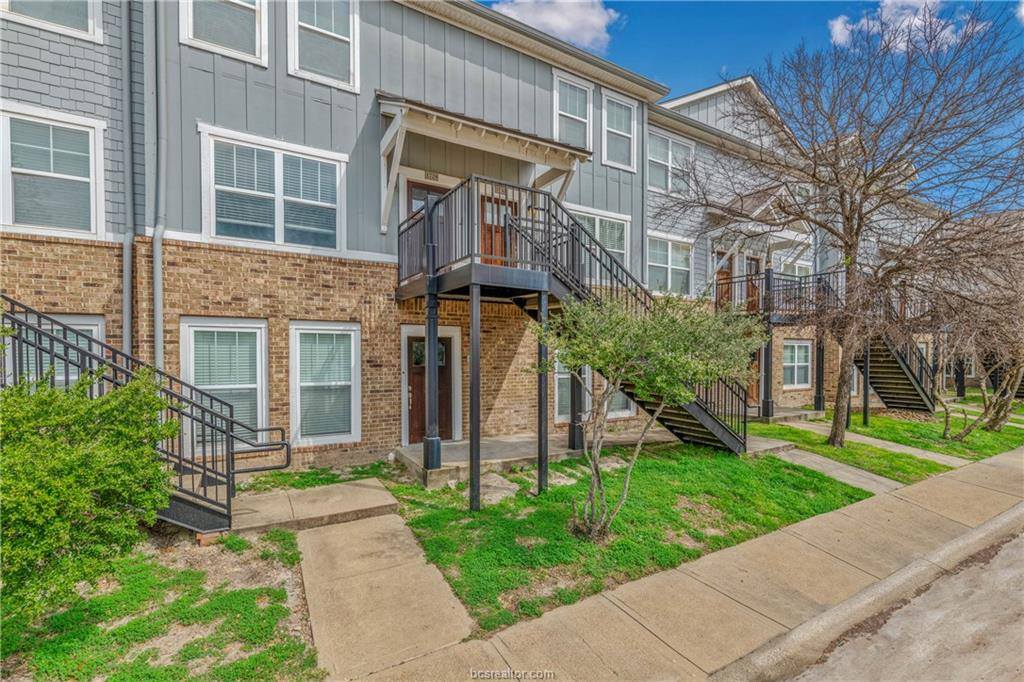 1725 Harvey Mitchell Parkway, #1730, College Station, TX 77840