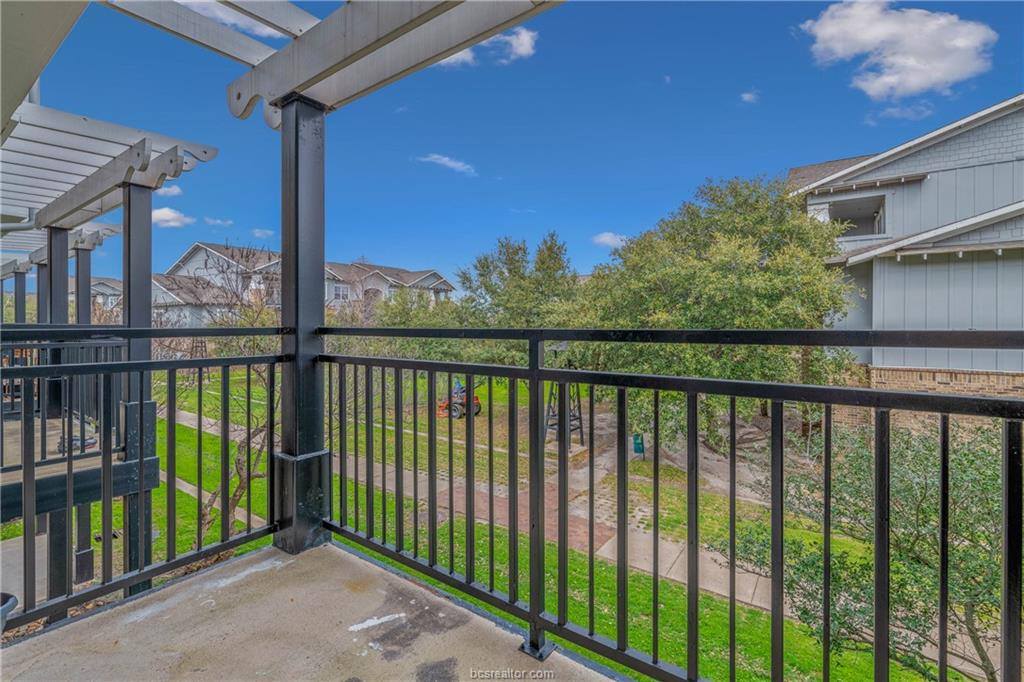 1725 Harvey Mitchell Parkway, #1730, College Station, TX 77840