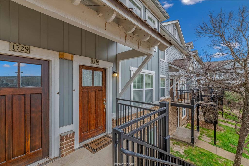 1725 Harvey Mitchell Parkway, #1730, College Station, TX 77840
