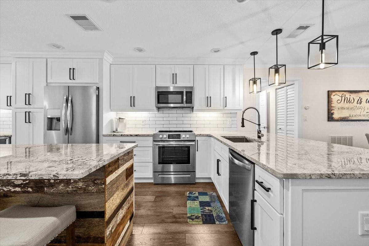 4780 Brittany Drive South, #111, Saint Petersburg, FL 33715