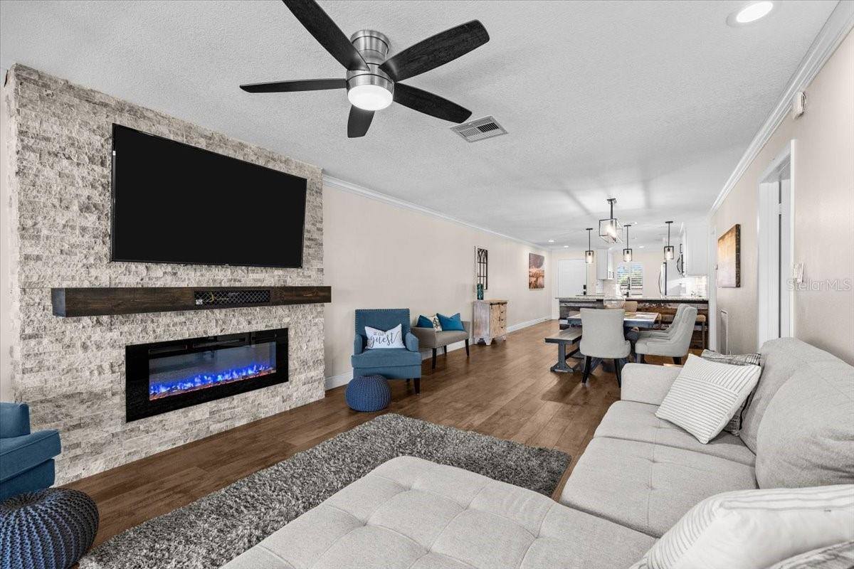 4780 Brittany Drive South, #111, Saint Petersburg, FL 33715