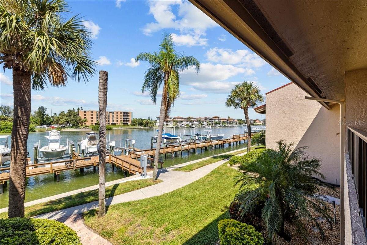 4780 Brittany Drive South, #111, Saint Petersburg, FL 33715