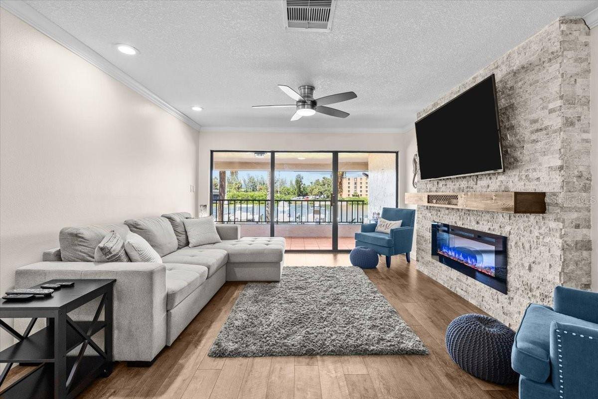 4780 Brittany Drive South, #111, Saint Petersburg, FL 33715