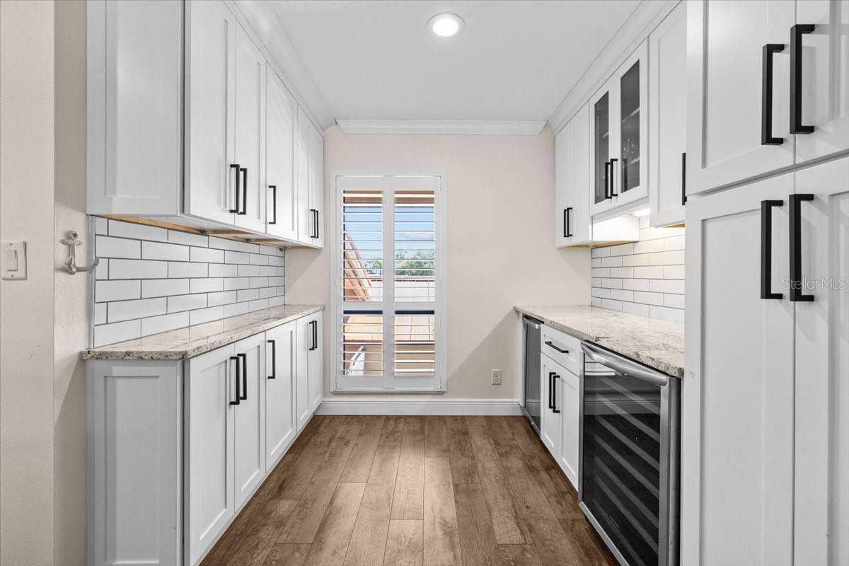 4780 Brittany Drive South, #111, Saint Petersburg, FL 33715