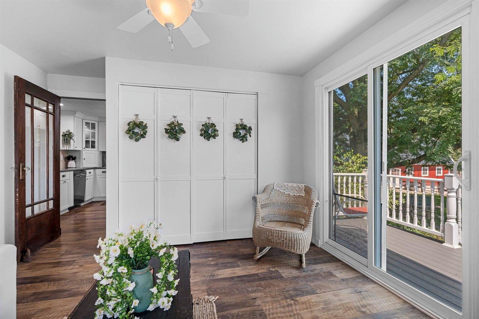 2494 Scheuring Road, De Pere, WI 54115