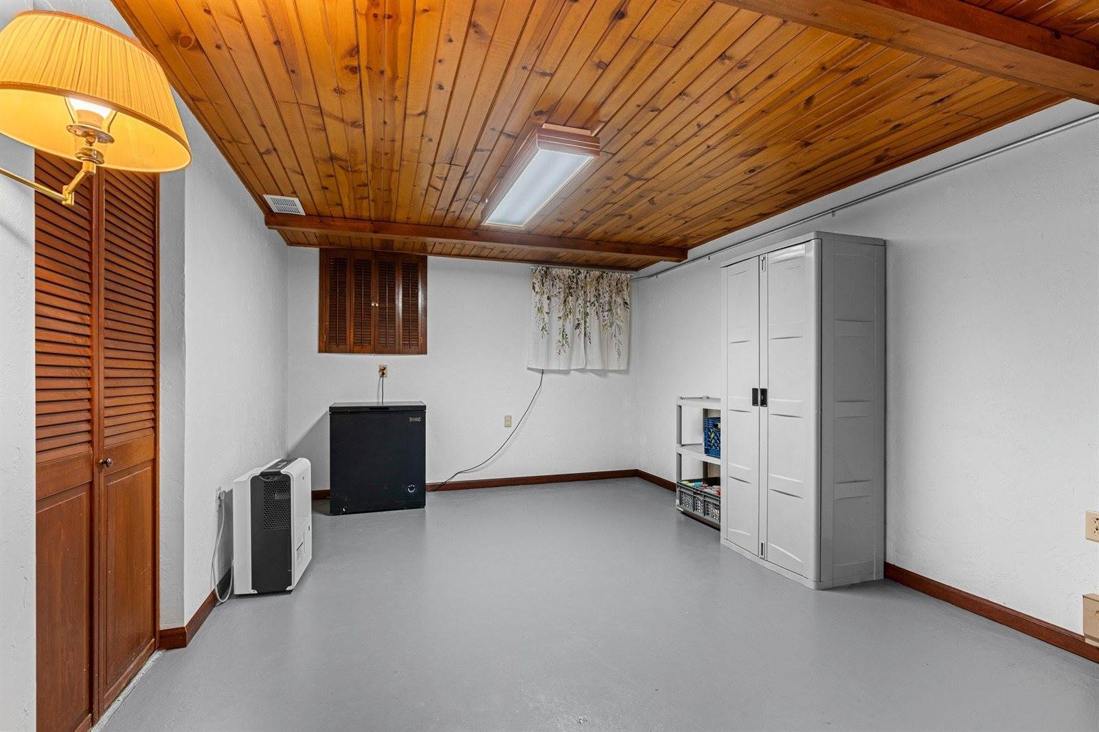 2494 Scheuring Road, De Pere, WI 54115