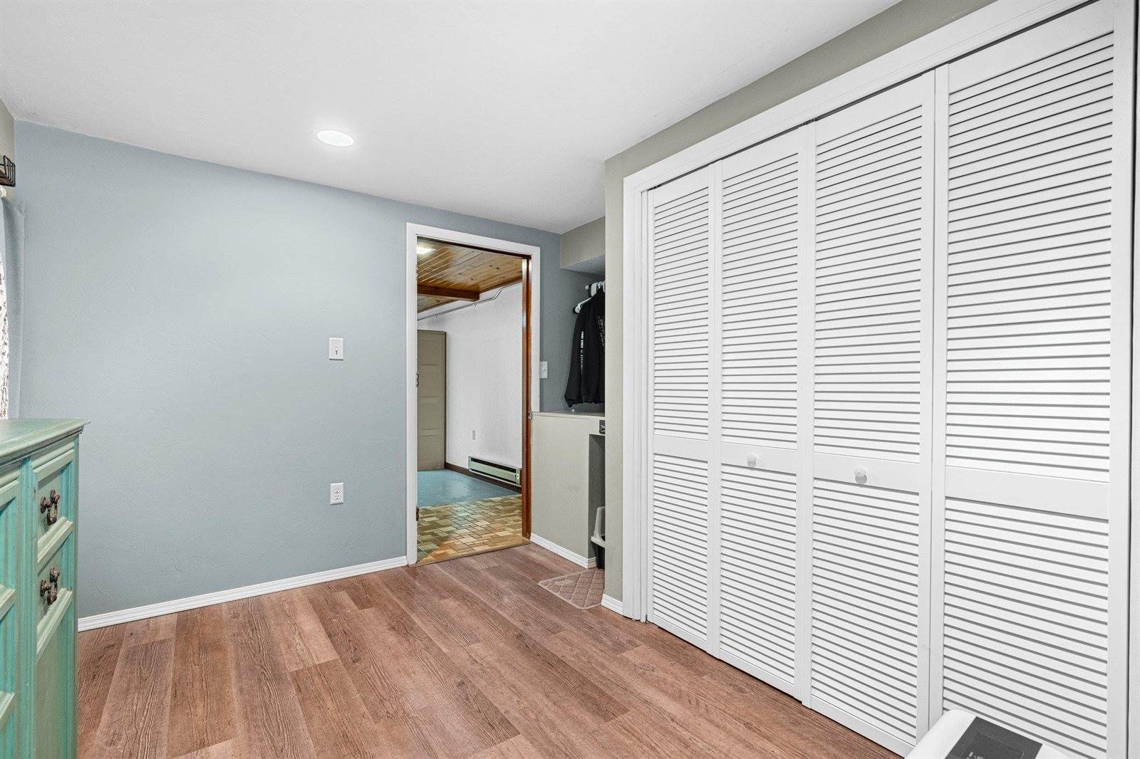 2494 Scheuring Road, De Pere, WI 54115