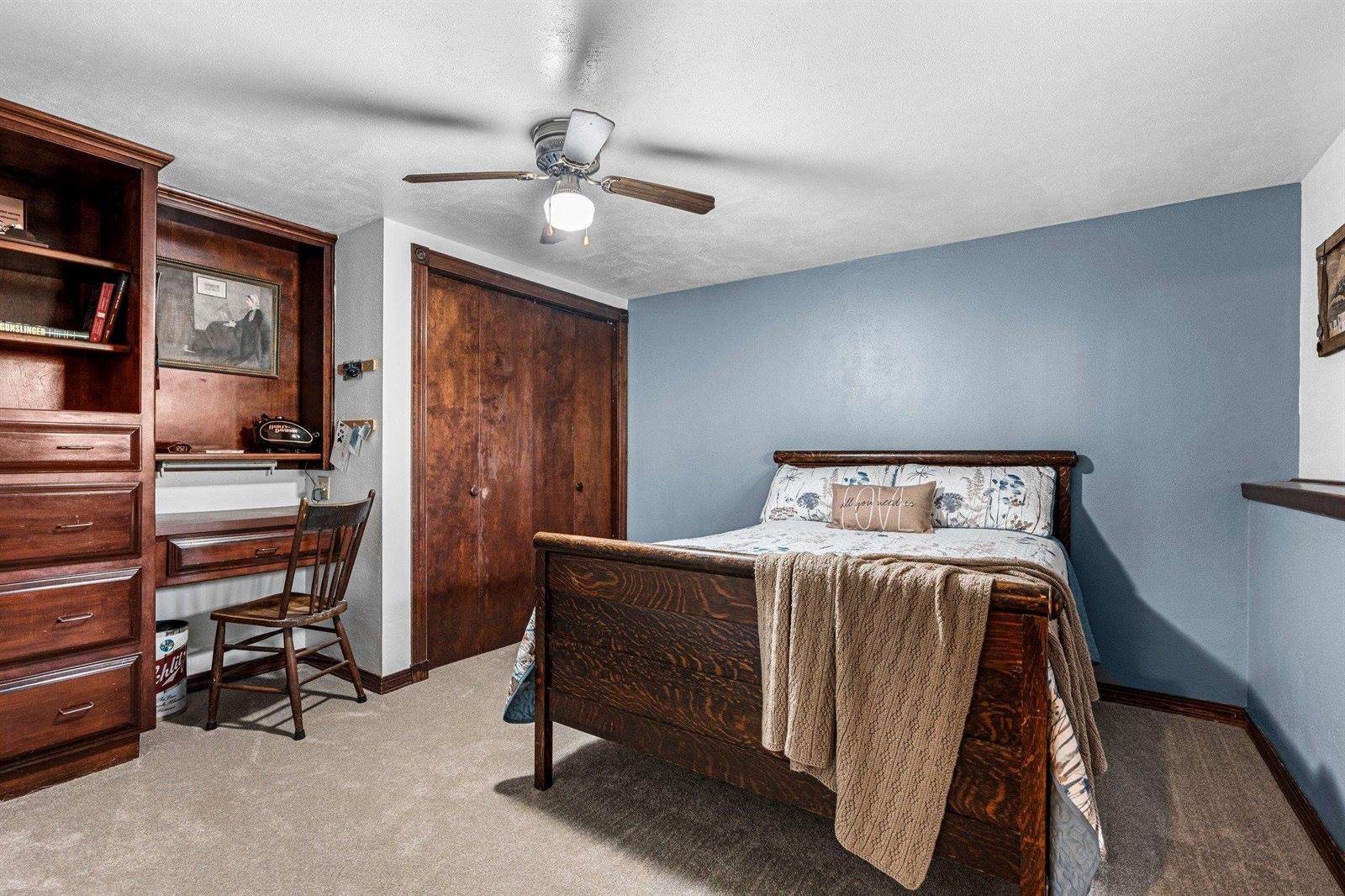 2494 Scheuring Road, De Pere, WI 54115