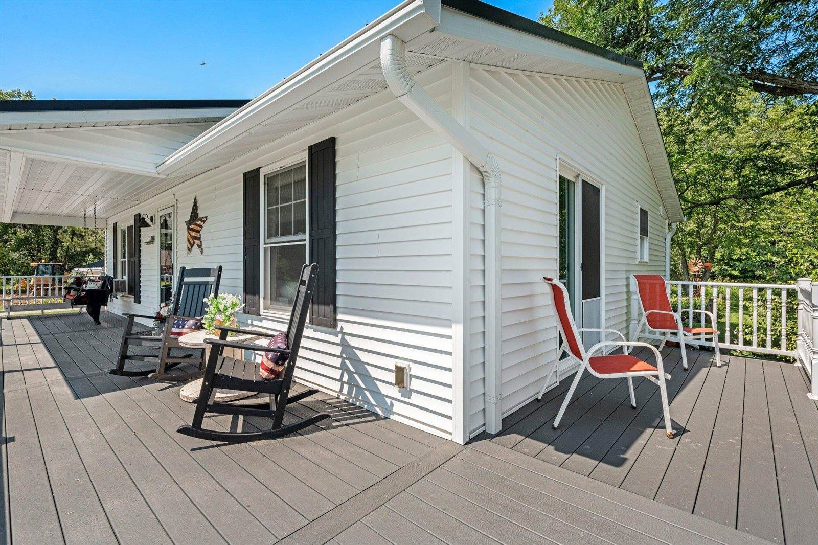 2494 Scheuring Road, De Pere, WI 54115