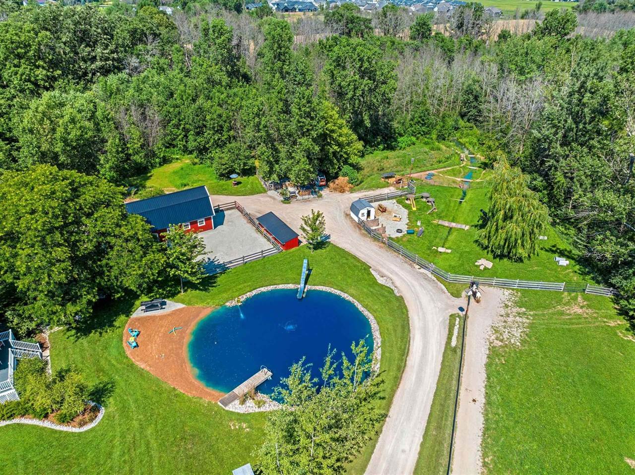 2494 Scheuring Road, De Pere, WI 54115