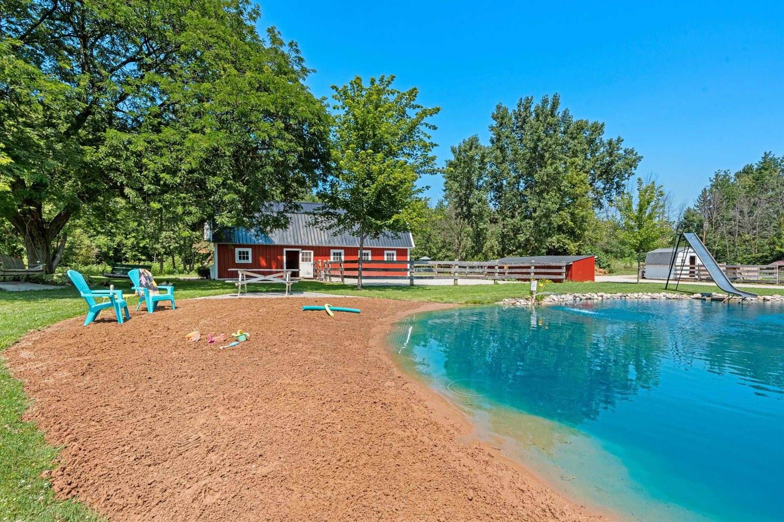 2494 Scheuring Road, De Pere, WI 54115