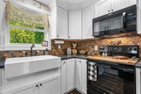 2494 Scheuring Road, De Pere, WI 54115