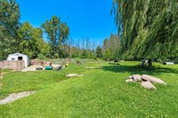 2494 Scheuring Road, De Pere, WI 54115