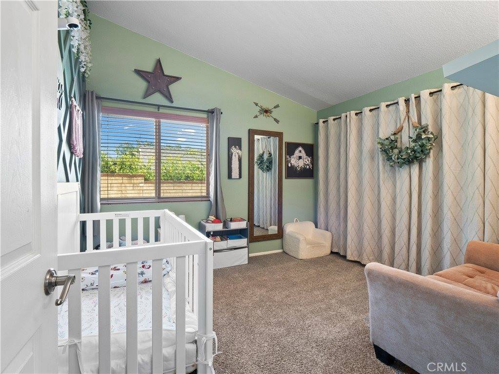 27728 Clark Court, Saugus, CA 91350