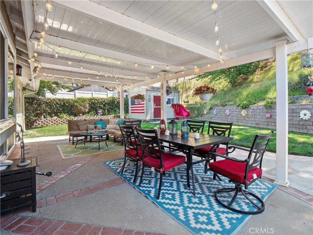 27728 Clark Court, Saugus, CA 91350