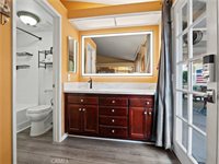 27728 Clark Court, Saugus, CA 91350