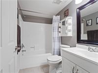 27728 Clark Court, Saugus, CA 91350