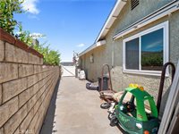 27728 Clark Court, Saugus, CA 91350