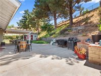 27728 Clark Court, Saugus, CA 91350
