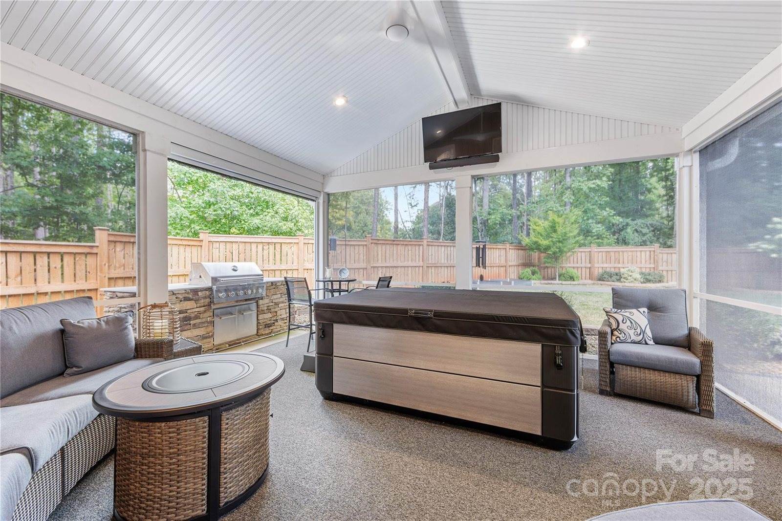 2910 WIndsor Meadow Lane, Matthews, NC 28105