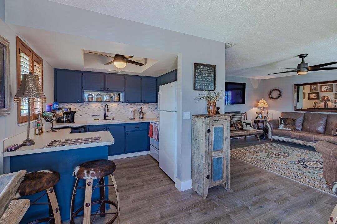 2929 SE Ocean Boulevard, Stuart, FL 34996