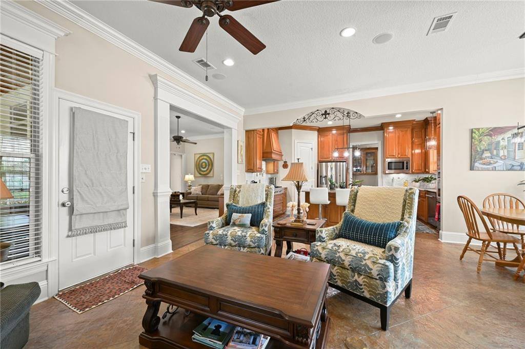 9291 Pebble Beach Circle, Denham Springs, LA 70726