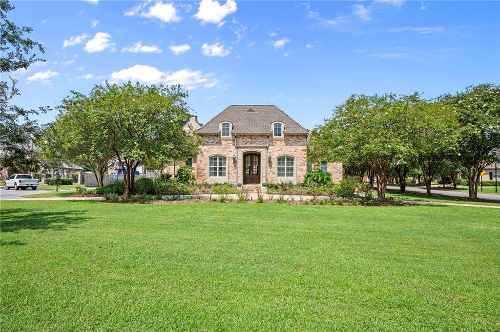 9291 Pebble Beach Circle, Denham Springs, LA 70726