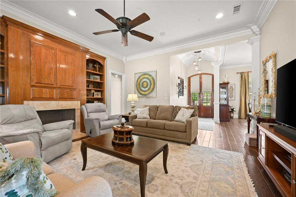 9291 Pebble Beach Circle, Denham Springs, LA 70726