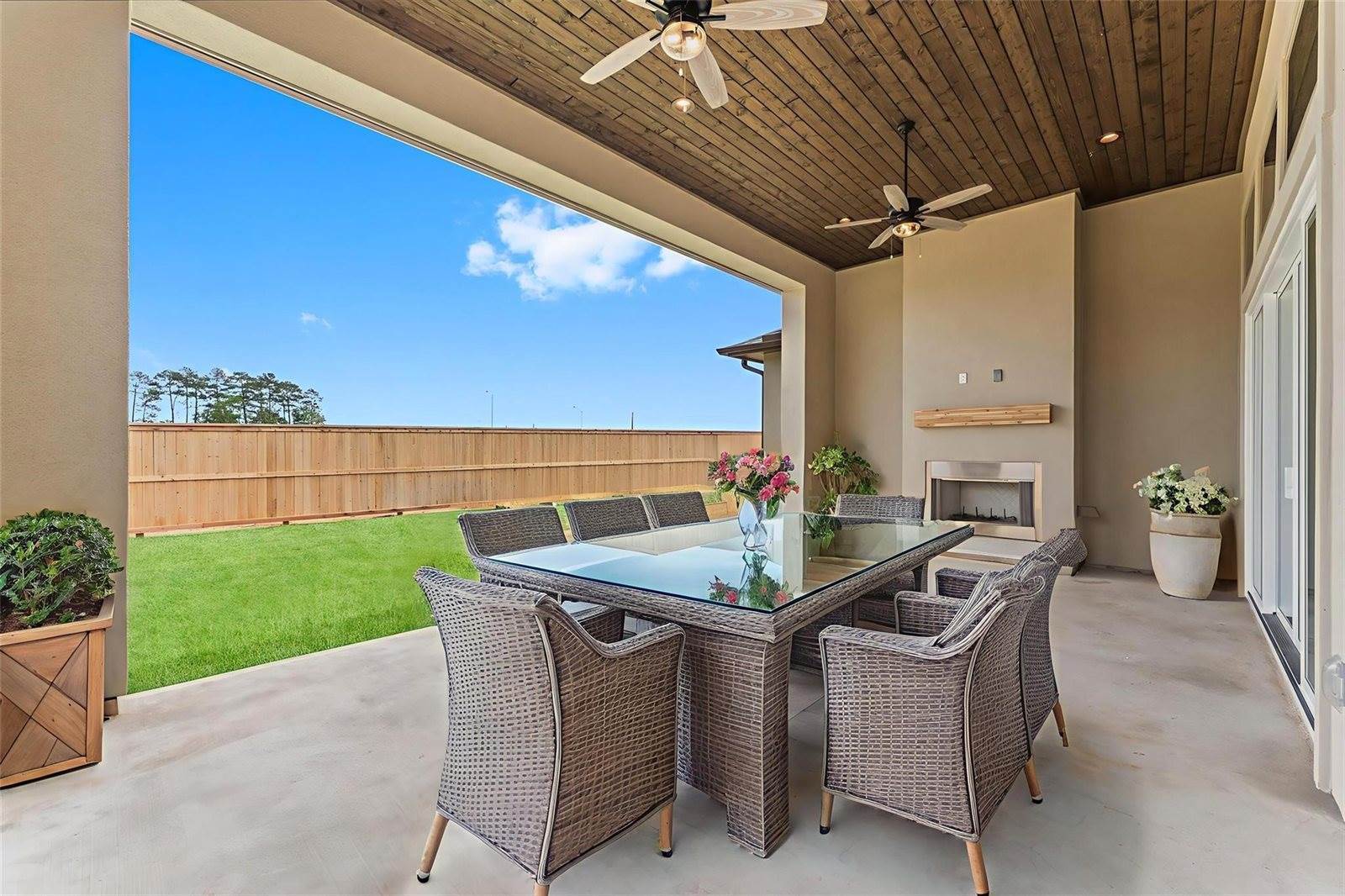 311 Masked Duck Court, Magnolia, TX 77354