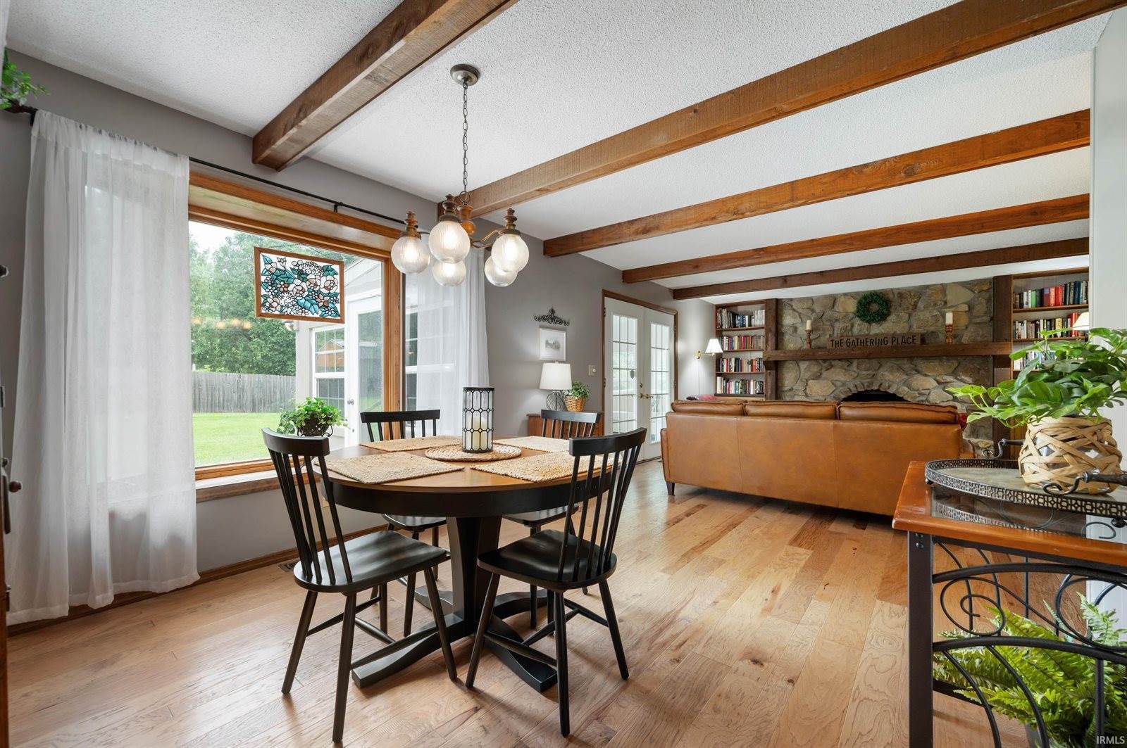 604 N Cherry Wood Lane, Muncie, IN 47304