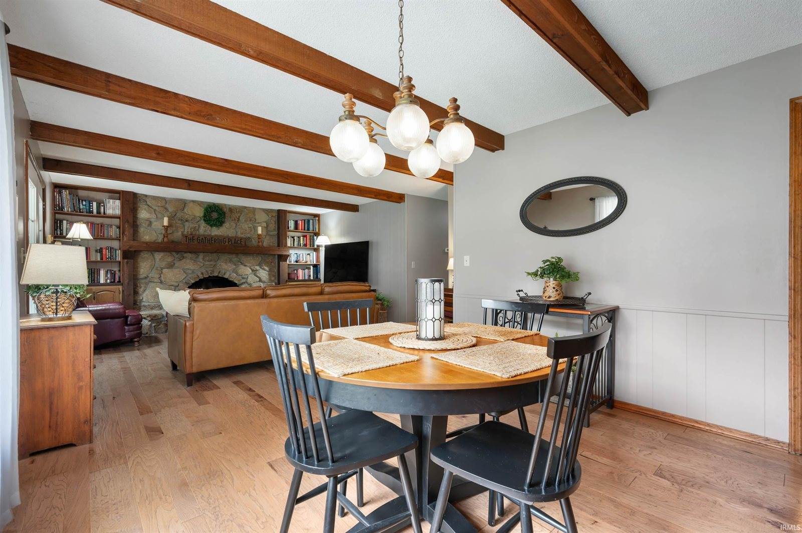 604 N Cherry Wood Lane, Muncie, IN 47304